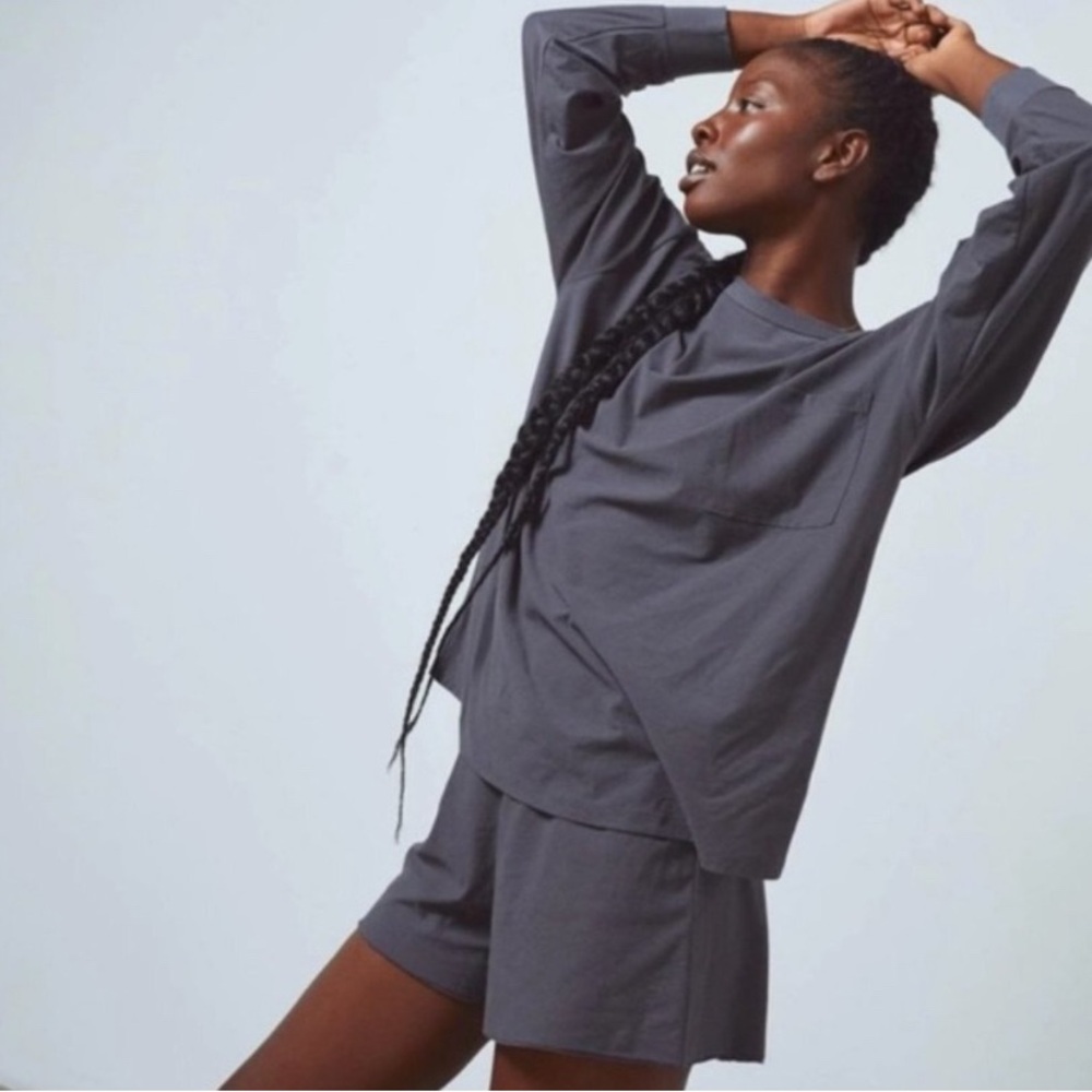 NEW! Lunya Cool Every Body Long Sleeved Tee Meditative Gray XS/S